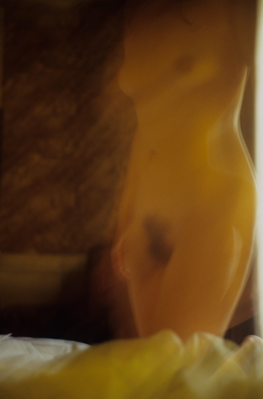 052